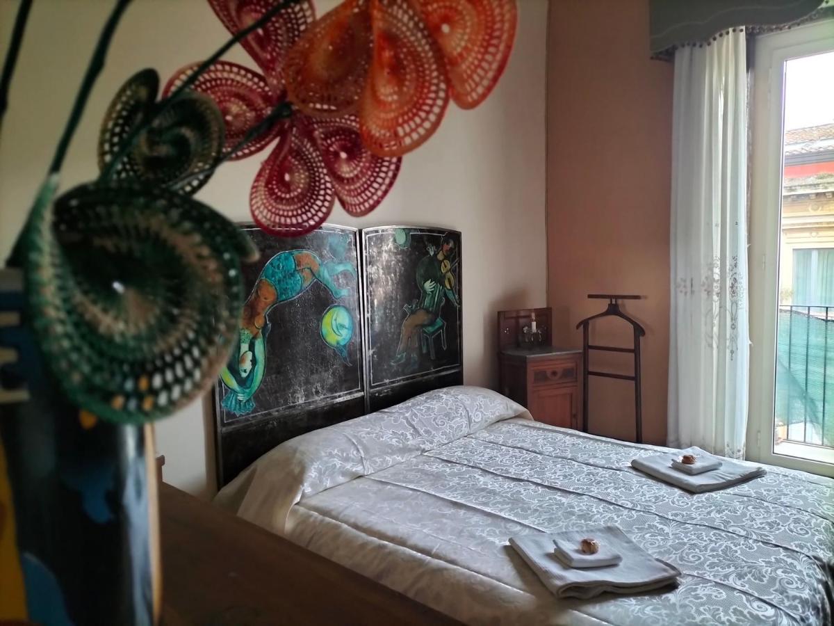 B&B Chapo Катанія Екстер'єр фото